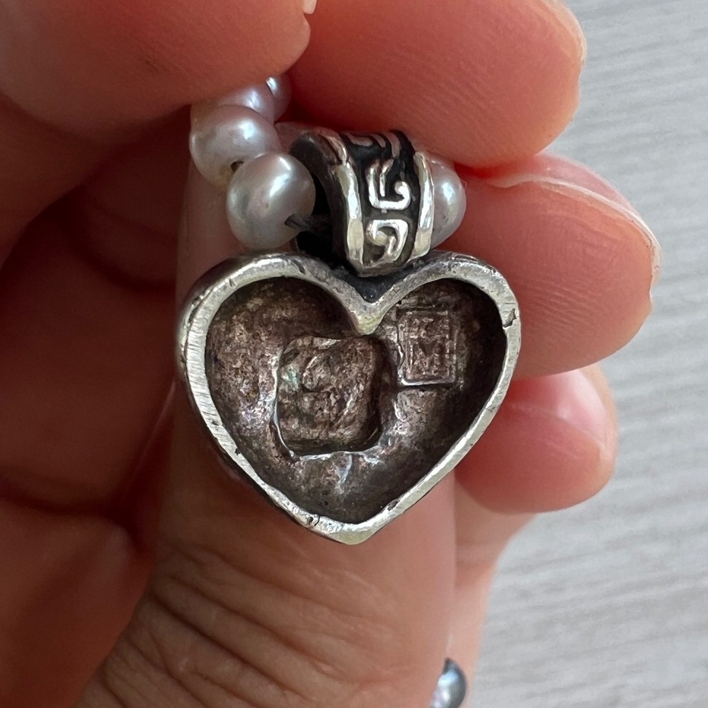 Sterling Silver Celtic Heart Freshwater Pearl Toggle Necklace White Iridescent - Picture 5 of 7